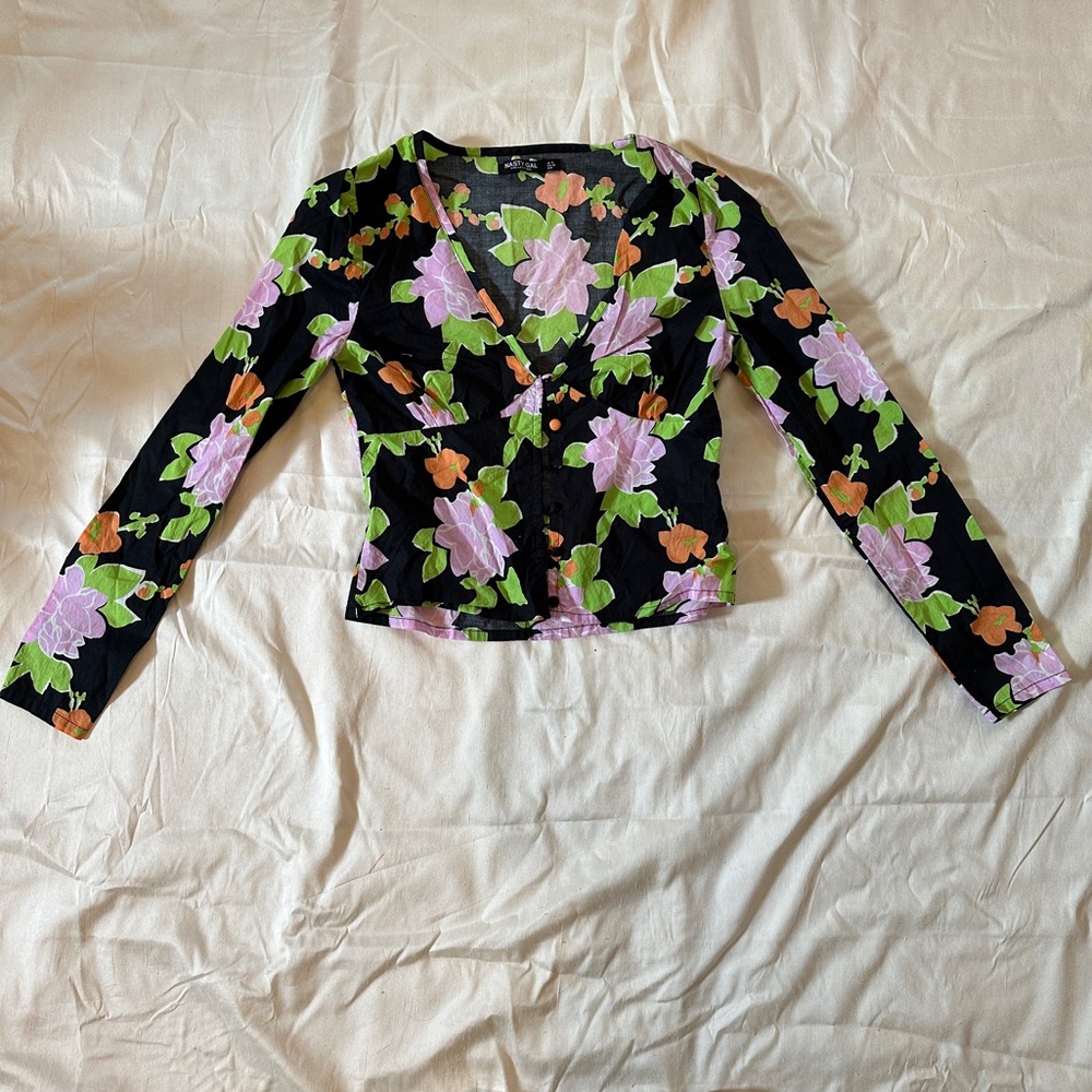 Nasty Gal Long Sleeve V Neck Floral Blouse